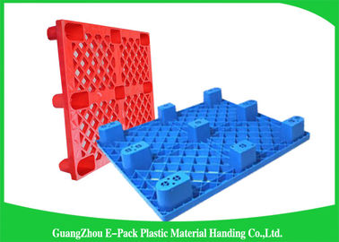 Pallet nhựa HDPE công nghiệp chống trượt với sàn rắn bền