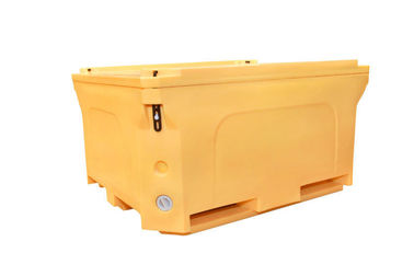 Hộp làm mát cách nhiệt khối lượng lớn 660L để vận chuyển / giao hàng